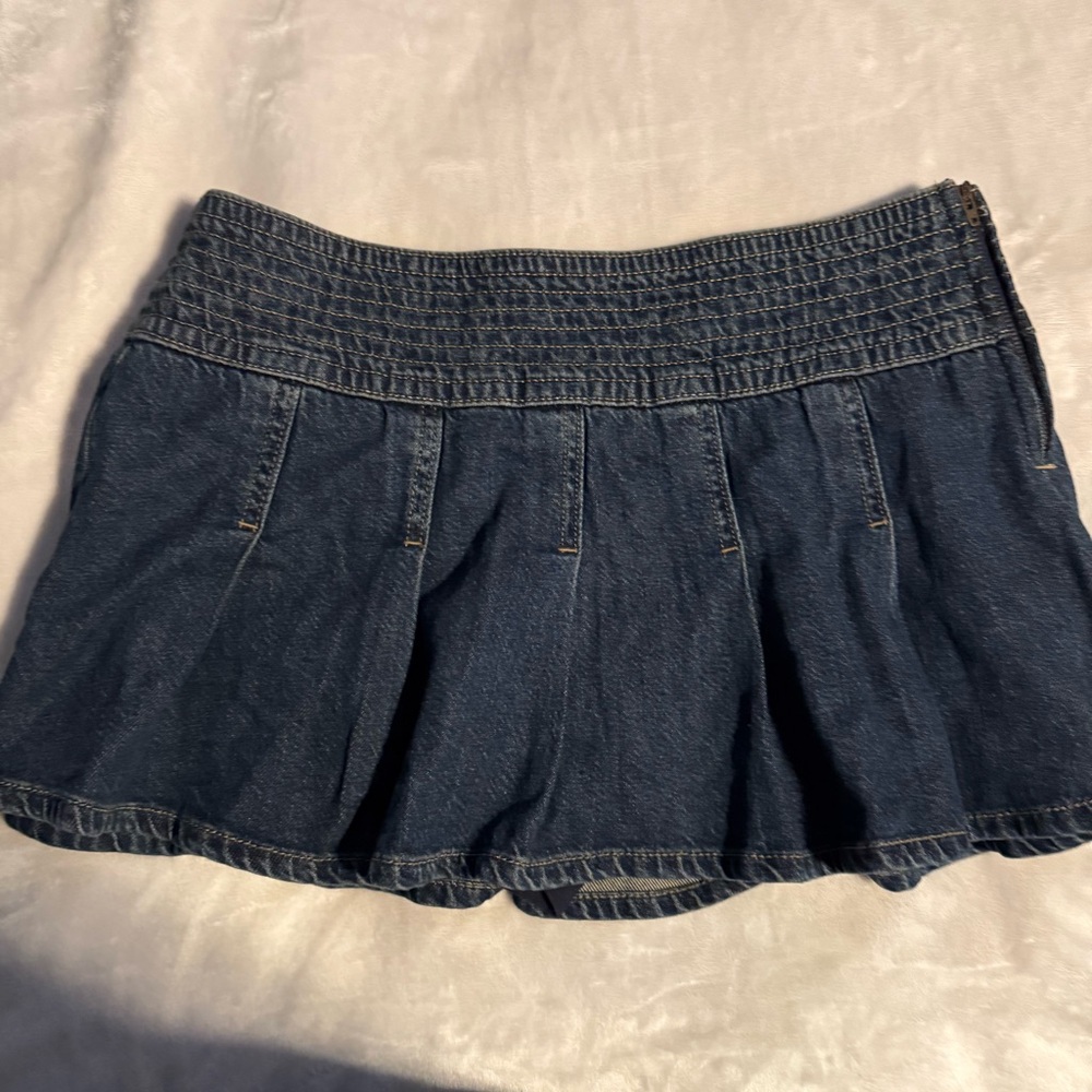 💙LIKE NEW ARIZONA JEAN CO. BLUE JEAN MINI SKIRT💙